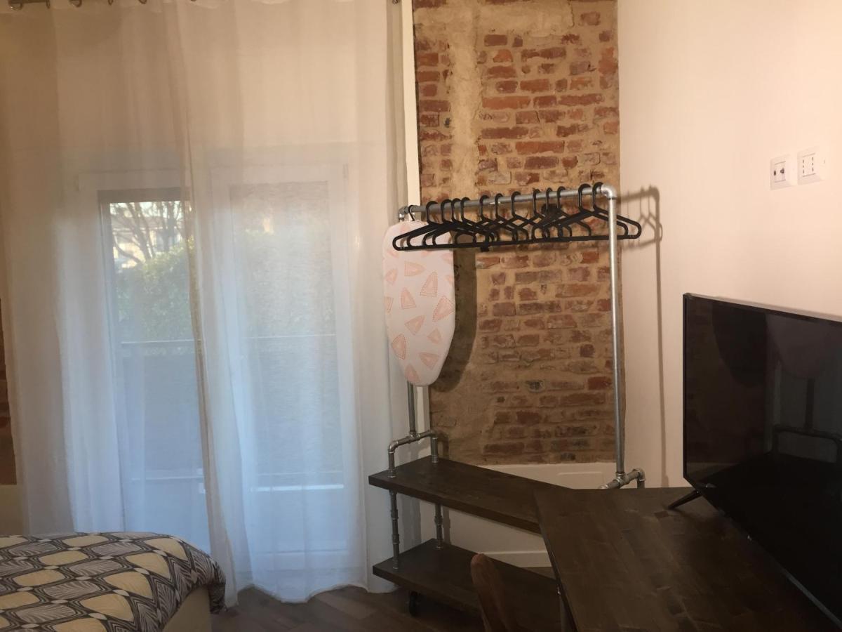 Mazzini 33 Lejlighedshotel Lainate Eksteriør billede
