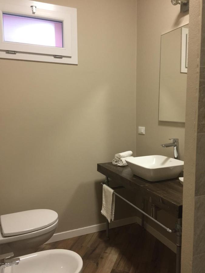 Mazzini 33 Lejlighedshotel Lainate Eksteriør billede