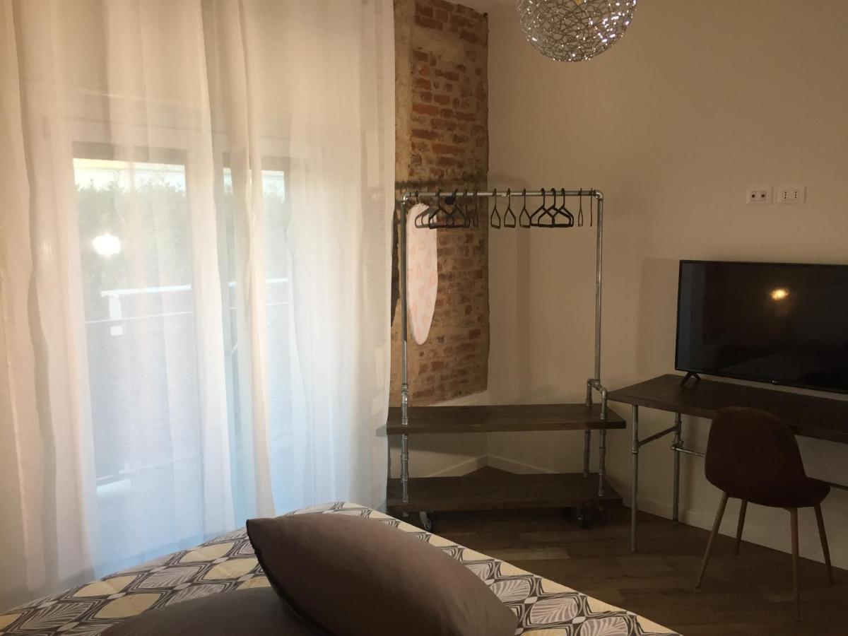Mazzini 33 Lejlighedshotel Lainate Eksteriør billede